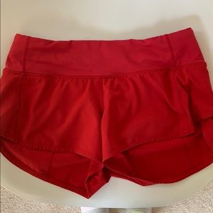 lululemon speed up short 2.5!